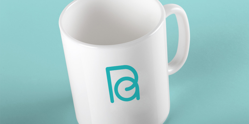 醫(yī)療健康行業(yè)logo設計案列_普愛健康logo設計應用杯子_北京logo設計_高瑞品牌